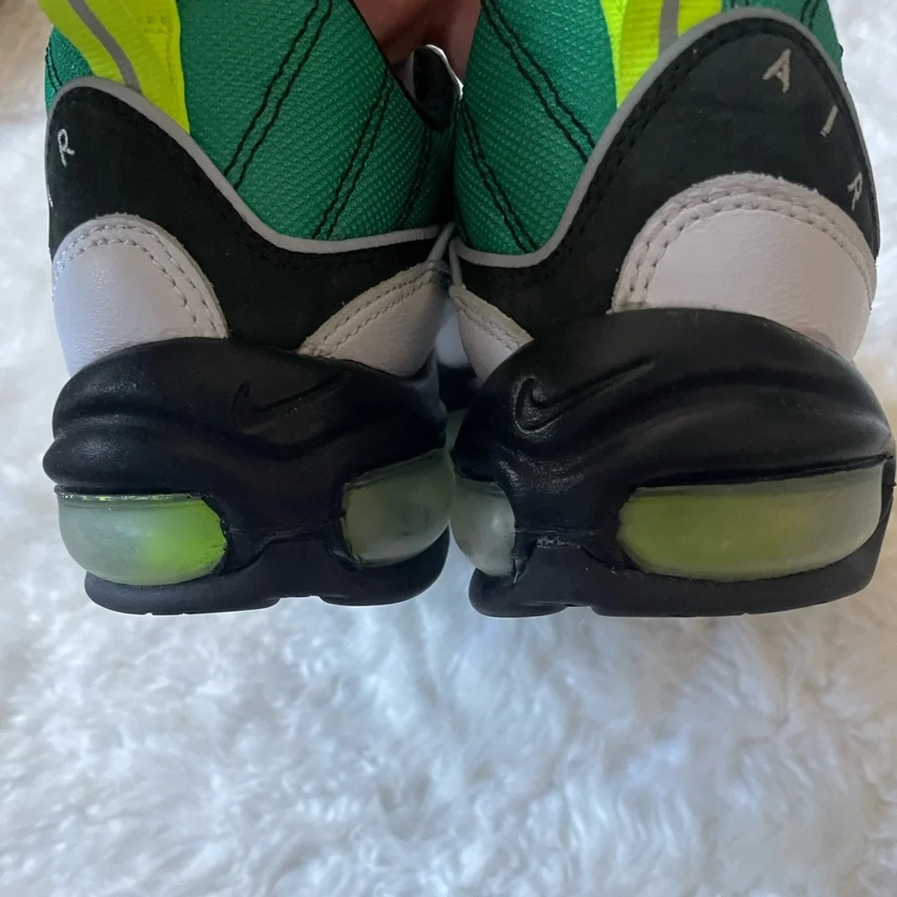 OLIVIA KIM AIR MAX - Picture 3 of 8